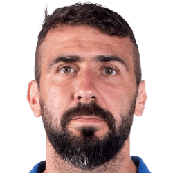 L. Pratto