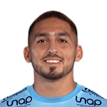 César González