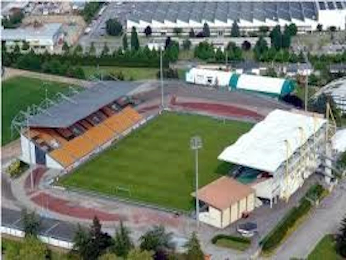 Stade Francis-Le Basser