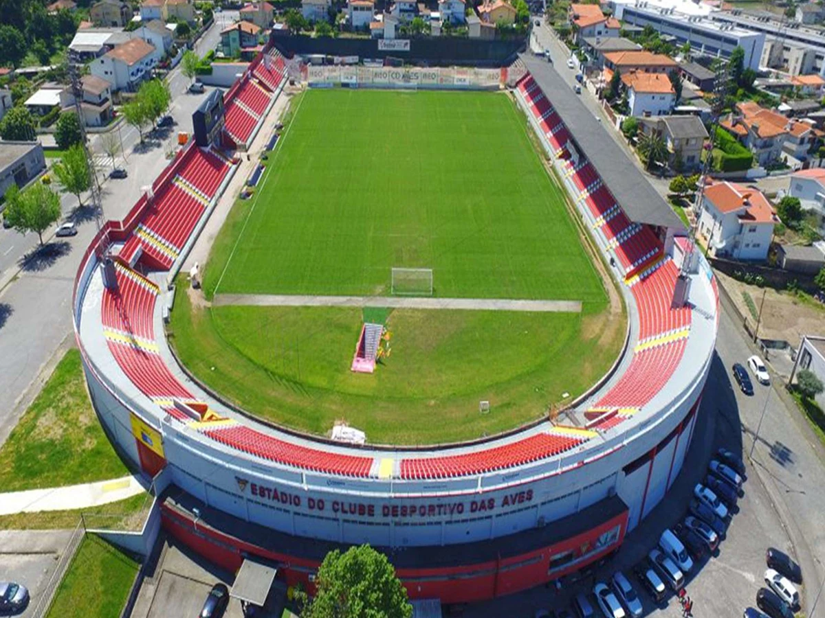 Estadio do CD das Aves